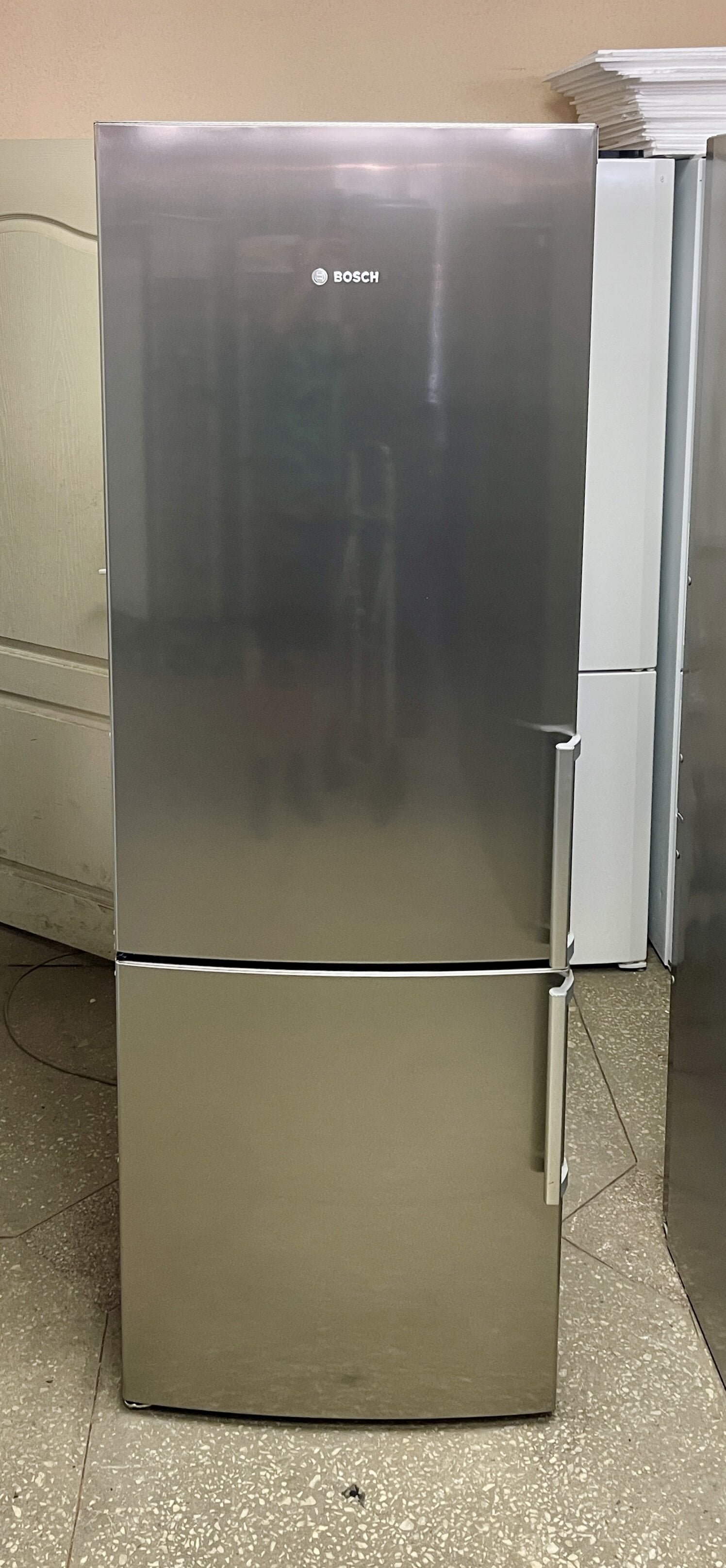 Холодильник Bosch KGE39A140/04 — фото 1