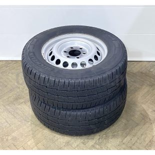 Открыть галерею Резина зимняя (пара) 235/65 R16C 121/119R Michelin Agilis Alpin rezina-zimnyaya-para-235-65-r16c-121-119r-michelin-agilis-alpin