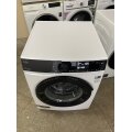 pral-na-mashina-aeg-lr7f75495