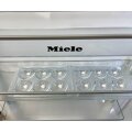 Холодильник Miele KFN 29162 D ws holodil-nik-miele-kfn-29162-d-ws