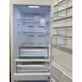 holodil-nik-electrolux-lnc7me32w4