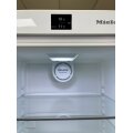 holodil-nik-miele-kfn-29042-d-ws
