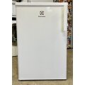 holodil-nik-electrolux-ert1501fow3
