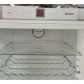 holodil-nik-miele-k-28202-d-edt-cs