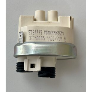 presostat-datchik-rvnya-vodi-miele-ez1117-m00-654821