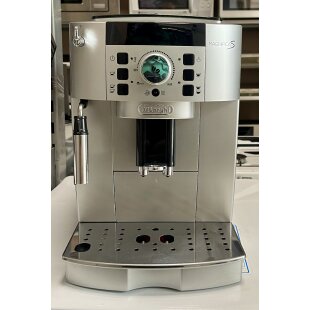 kavomashina-delonghi-ecam-22-110-sb