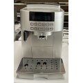 kavomashina-delonghi-ecam22-366-s